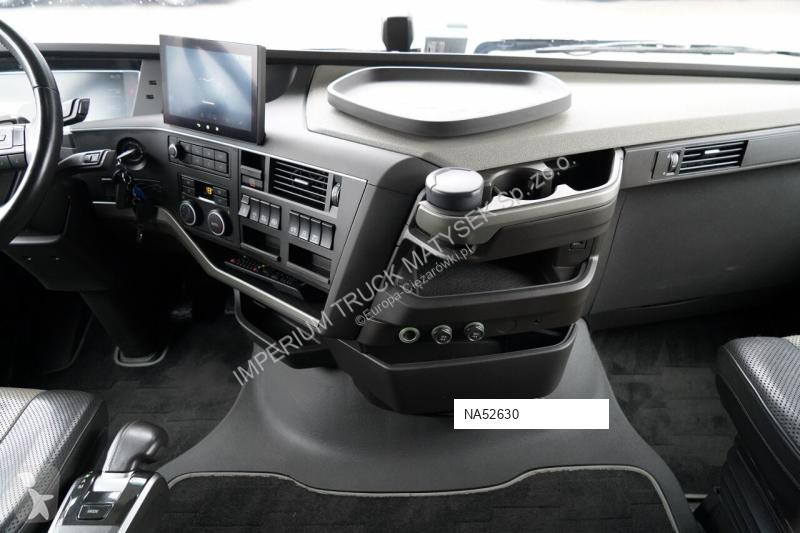 Влекач Volvo FH 500 / XXL / RETARDER / LOWDECK...