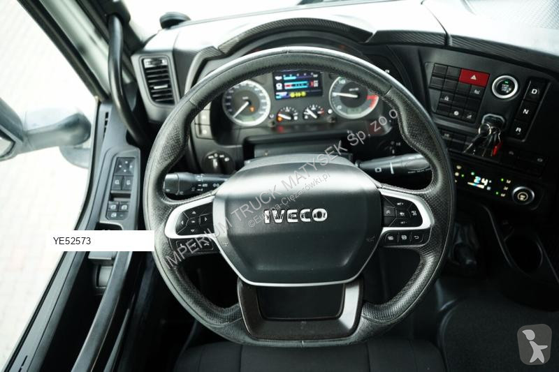 جرار Iveco 420