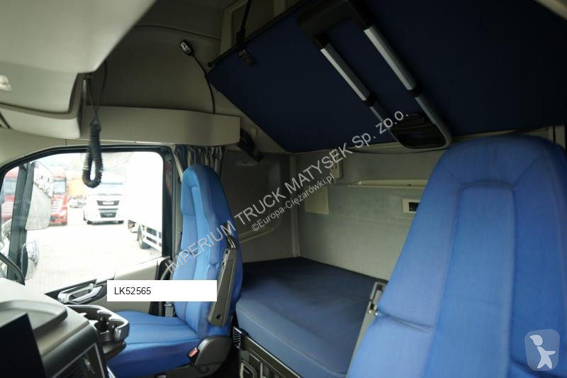 Влекач Volvo FH 500