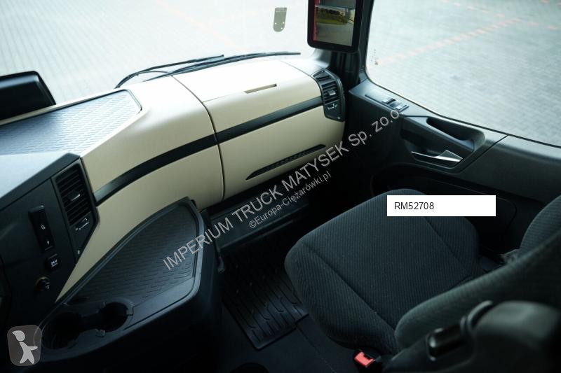 Tahač Mercedes ACTROS L 1845
