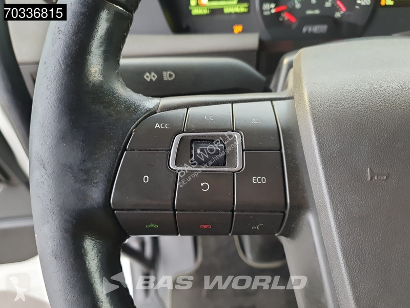 Volvo 750 6X2 Retarder Full-Air 2x Tanks...