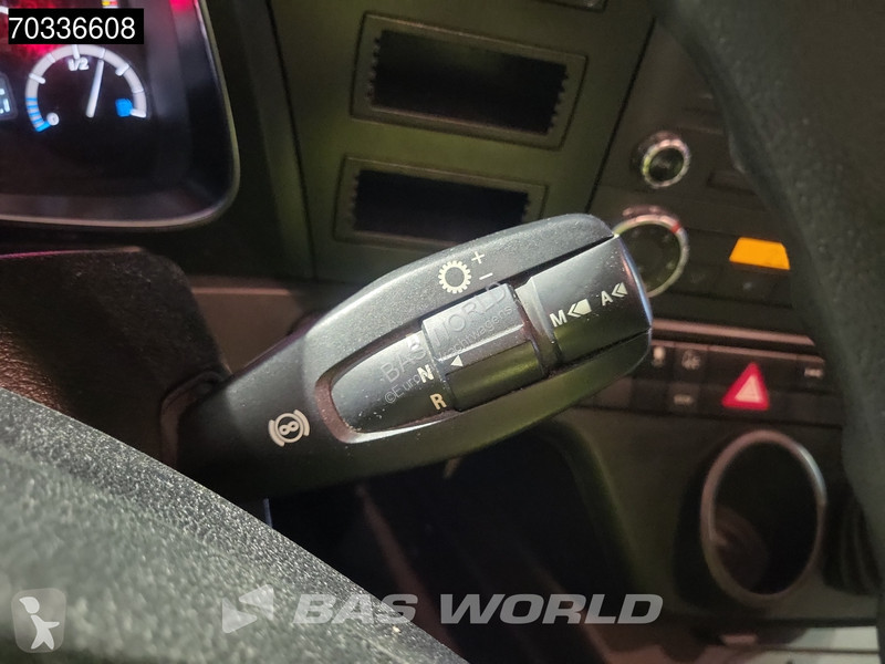 Nyergesvontató Mercedes 1840 4X2 StreamSpace...