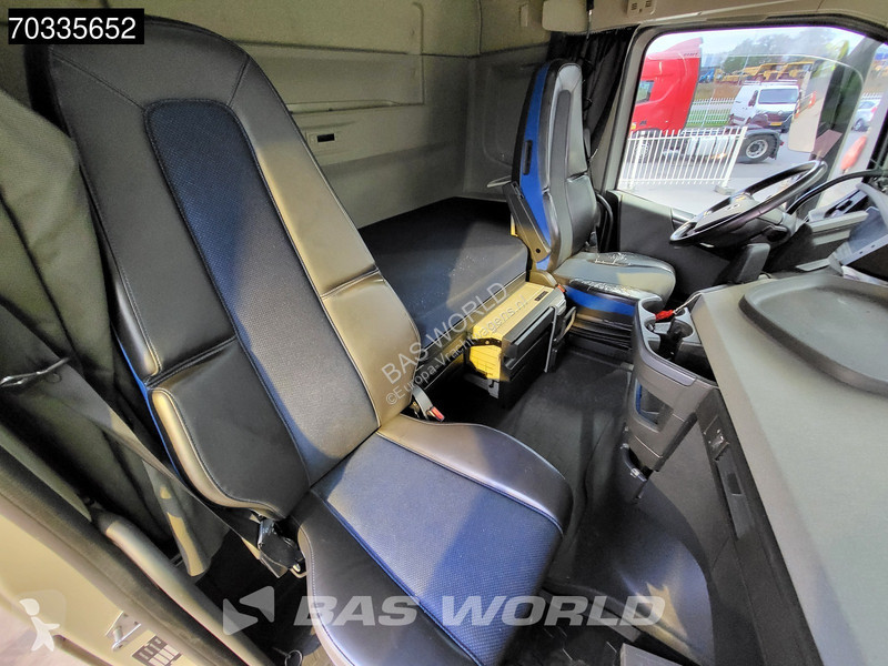Cabeza tractora Volvo 500  4X2 XL Retarder 2x...