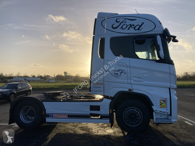 Tractor Ford 1100 Intard STD