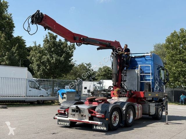 Tractor Volvo...