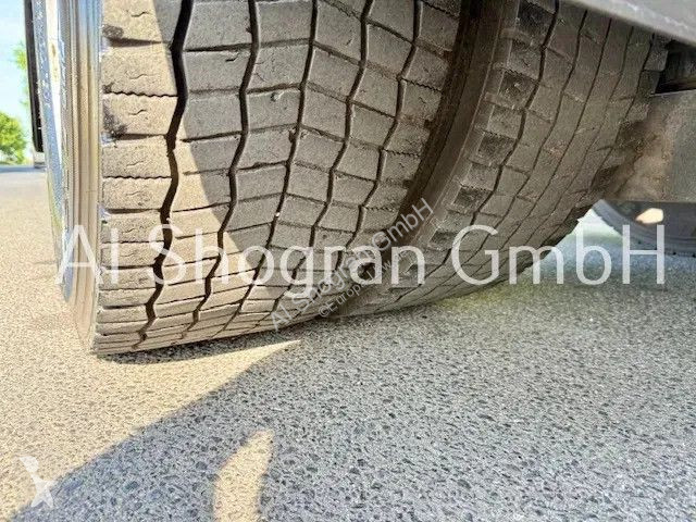 Traktor Mercedes 1836 Blatt / Luft / Euro 6