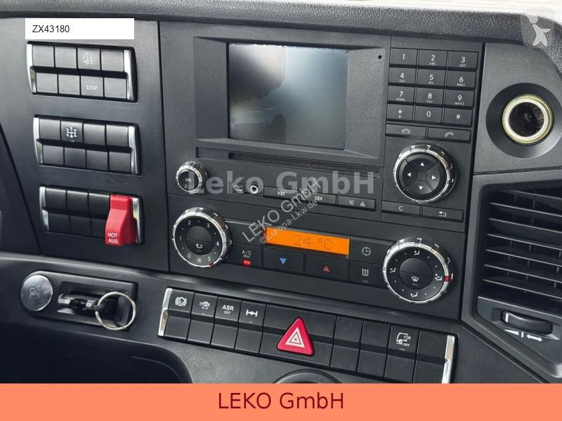 Traktor Mercedes 1842