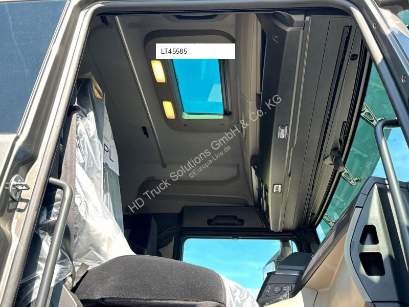 Traktor MAN TGS 26.520 6x6  Kran HIAB X-HIPRO...