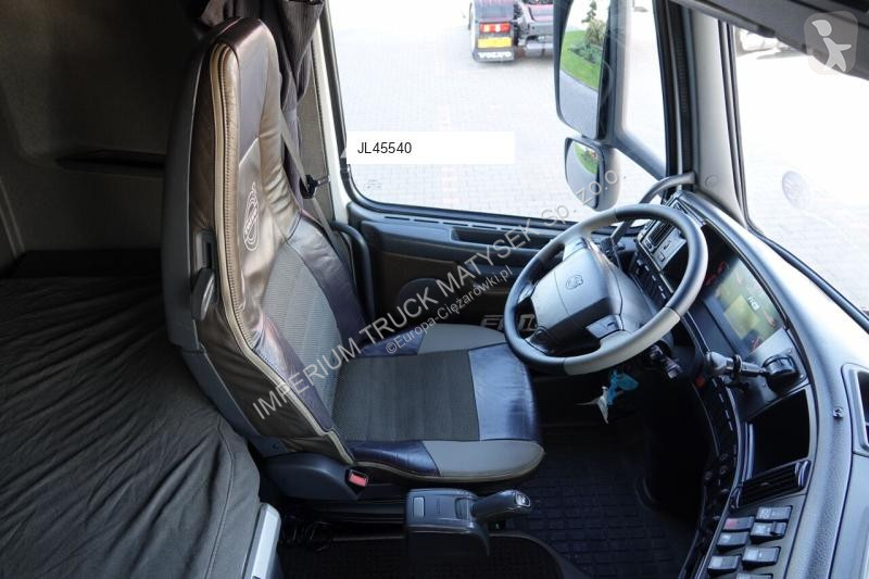 Traktor Volvo / 600 / DMC: 180.000 KG