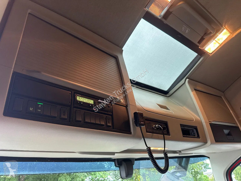 Tahač Volvo 500 SZM Globe Kipphydraulik...
