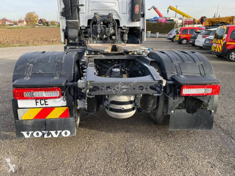 جرار Volvo