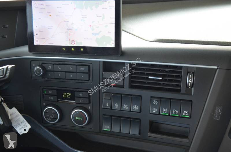 جرار Volvo