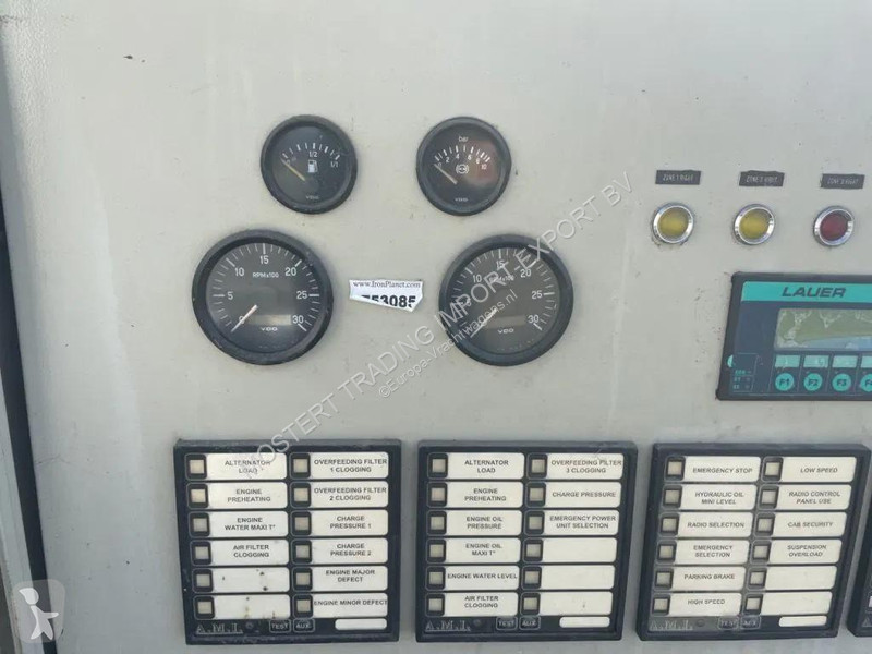 نصف مقطورة Nicolas MPV 135