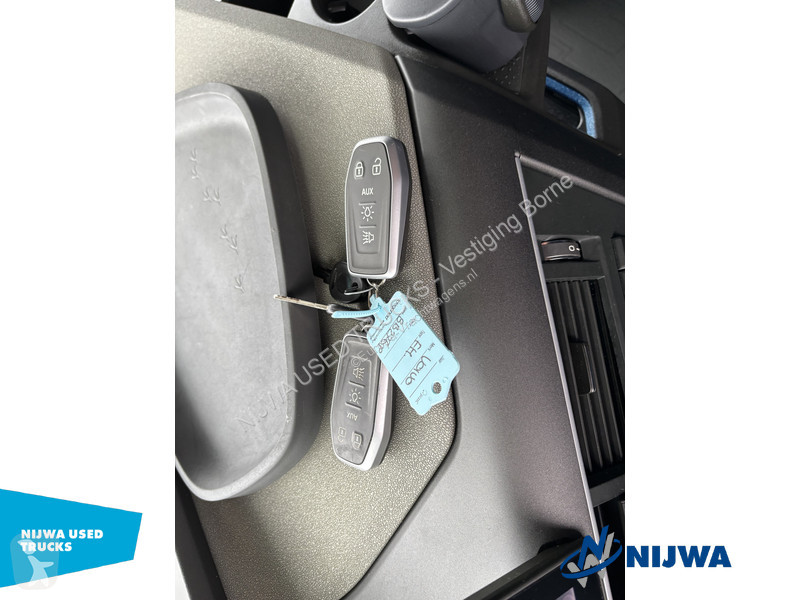 جرار Volvo 460 Aero 6x2/4 I-Park + I-Save