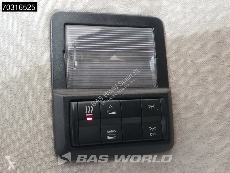 جرار Mercedes 1843 4X2 ClassicSpace Retarder