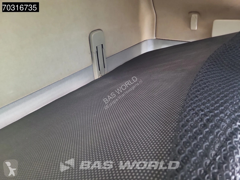 جرار Volvo 500 8X2 Steered Tag axle!...