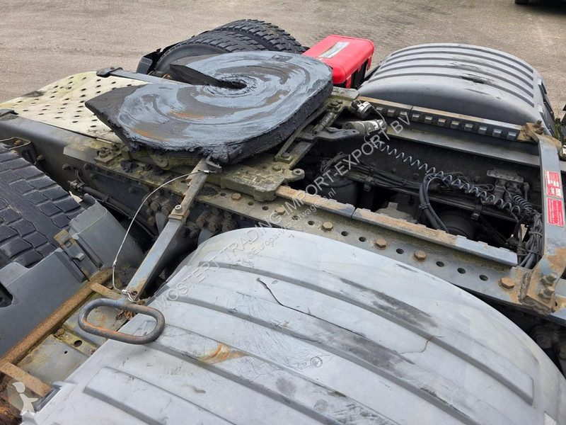 Scania R560 6X2 HNA Scania R560 V8 6x2 Tractor...
