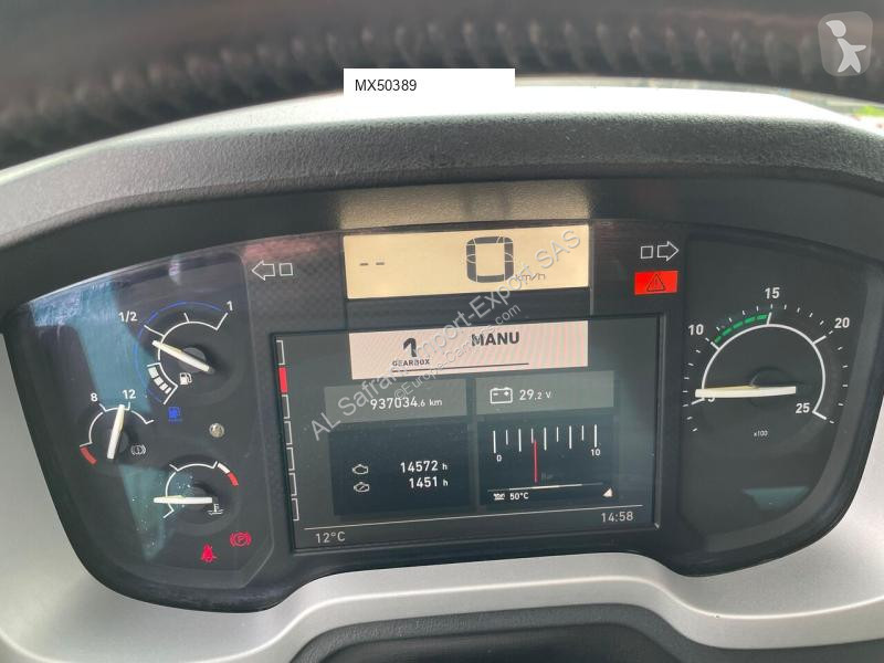 جرار Renault T460