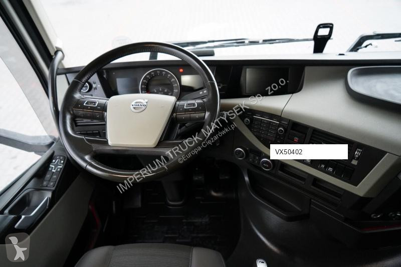 Влекач Volvo FH 460
