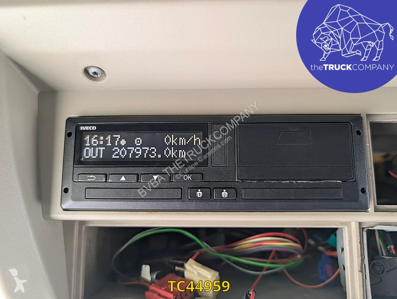 جرار Iveco 440 S45