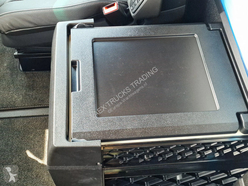 جرار Mercedes L 2663 6x2/4 - RHD - Procab -...