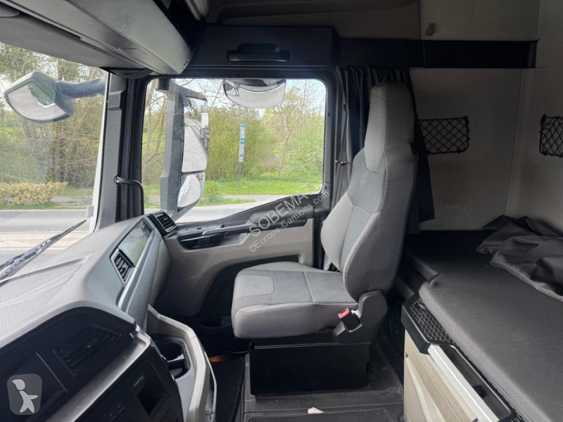 MAN 18.470 tractor unit