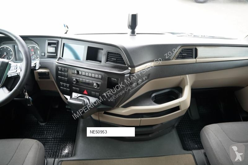 Влекач MAN TGX 18.470