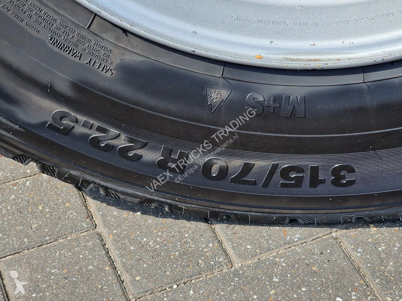 جرار Volvo 13500 Globetrotter XL 6x2 - Retarder...