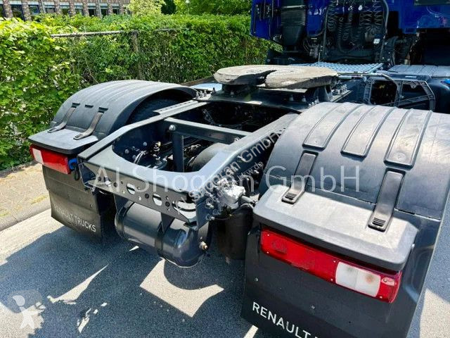 جرار Renault T460...