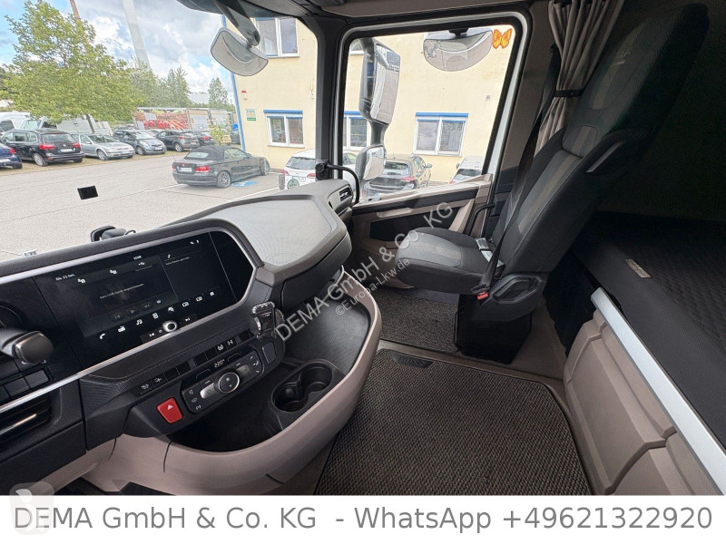 Tracteur DAF...