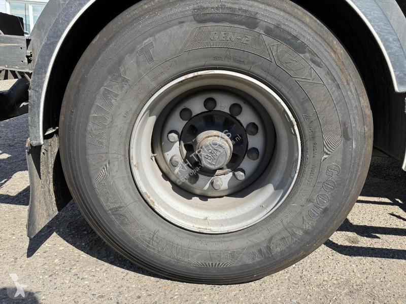 جرار DAF 400 + SILO TRAILER - 8 COMPARTIMENTS -...