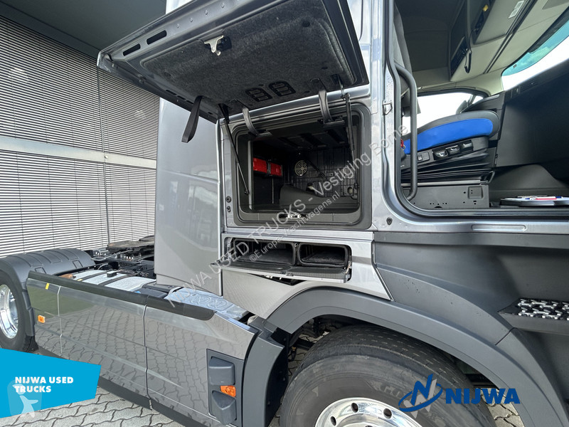 جرار Volvo FH 460 TC 4x2 VDS + Suitable for ADR