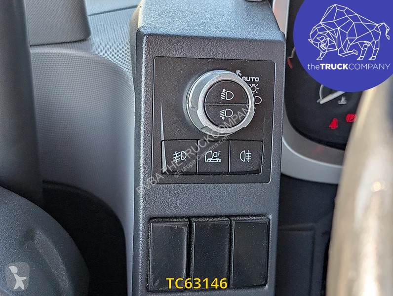 جرار Renault T 480