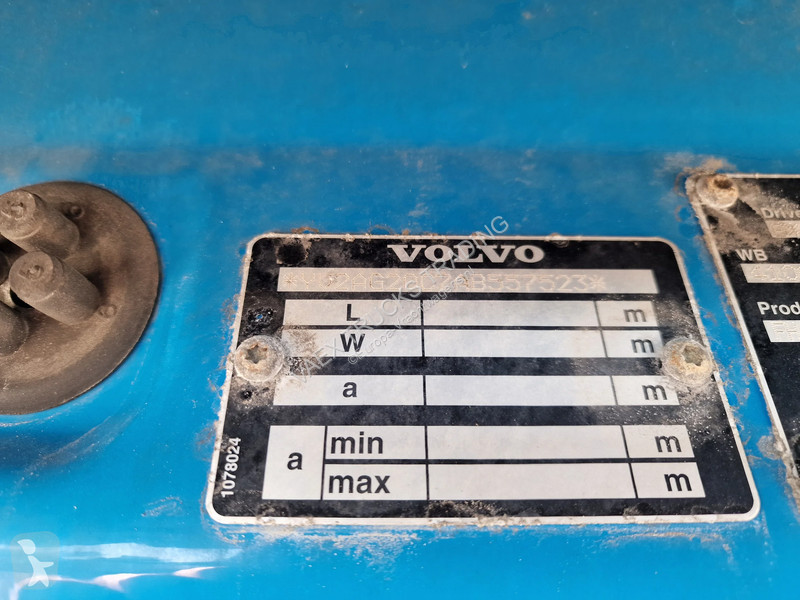 جرار Volvo 460 EEV - 6X2 - manual - stand clima...