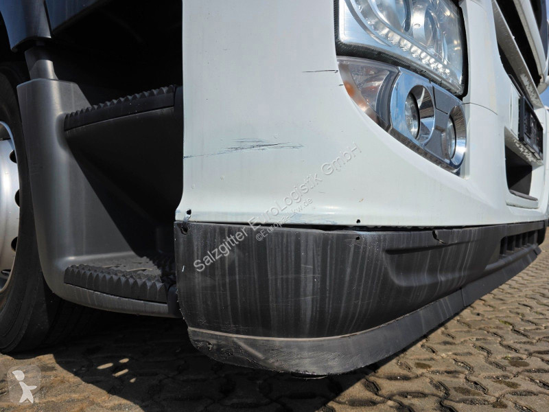 جرار Iveco 420 / Intarder