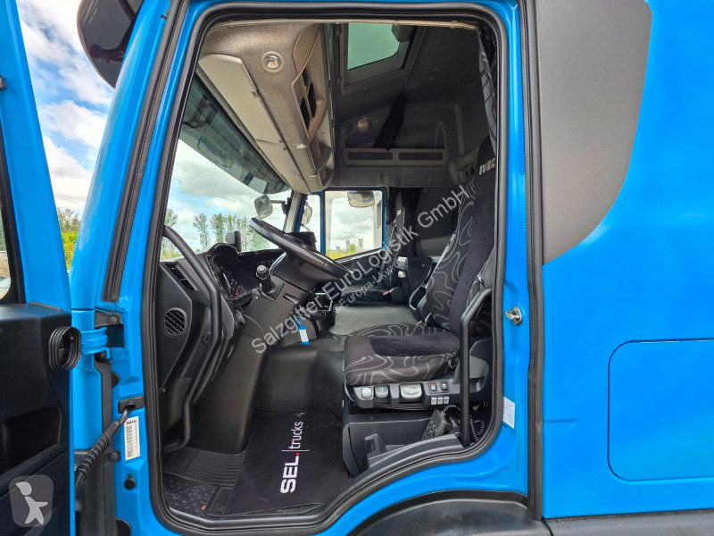 Iveco 400 / Intarder tractor unit