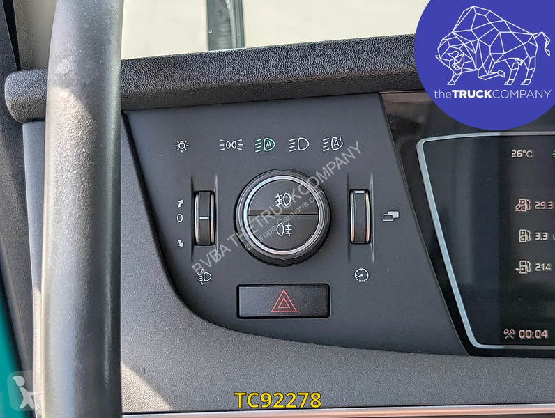 جرار Volvo 500