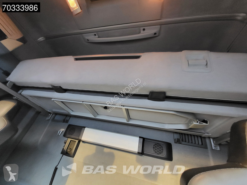 Cabeza tractora Renault T 460 6X2 SleeperCab...
