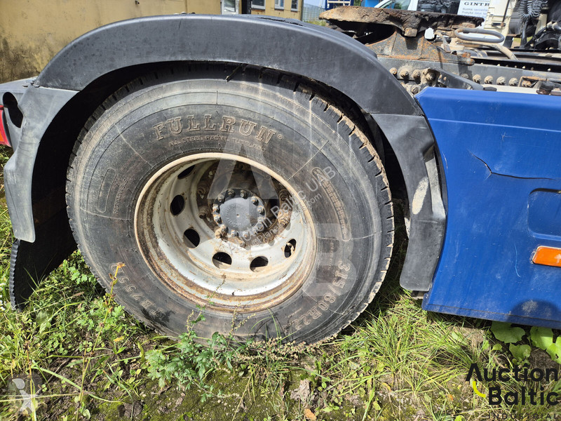Trekker Volvo -4X2T
