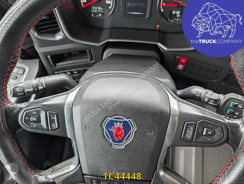 Cabeza tractora Scania