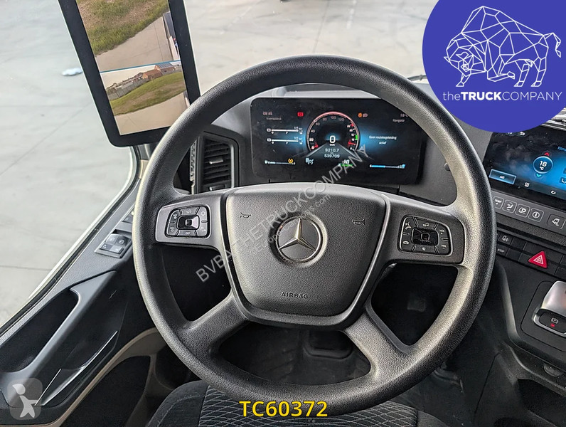 Tahač Mercedes 1853