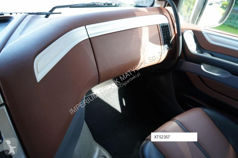 Nyergesvontató DAF XF 530 / SSC / HYDRAULIKA /...