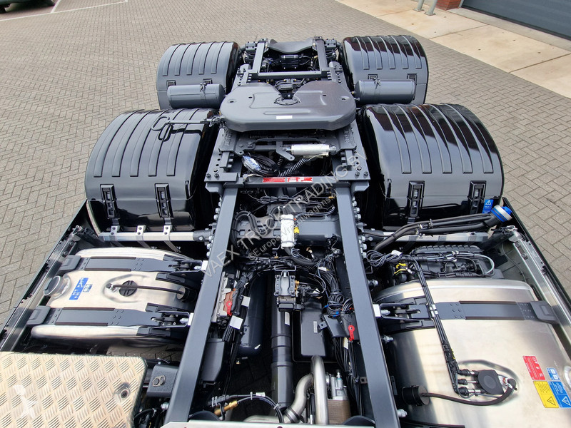 Tahač Scania R590 V8 NGS Highline 6x2 - New -...