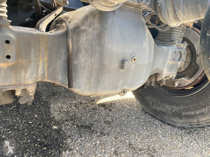 Cap tractor Volvo 580