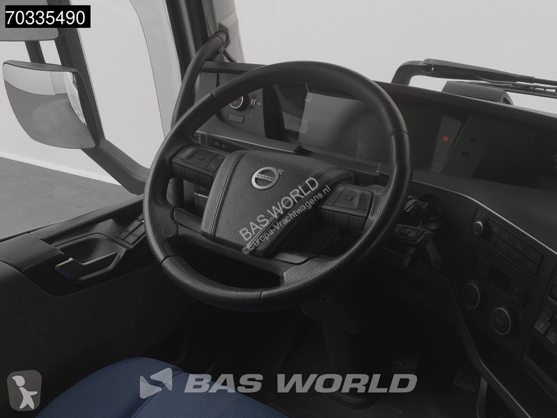 Tractor Volvo 500 4X2 XL 2x Tanks I-ParkCool ACC