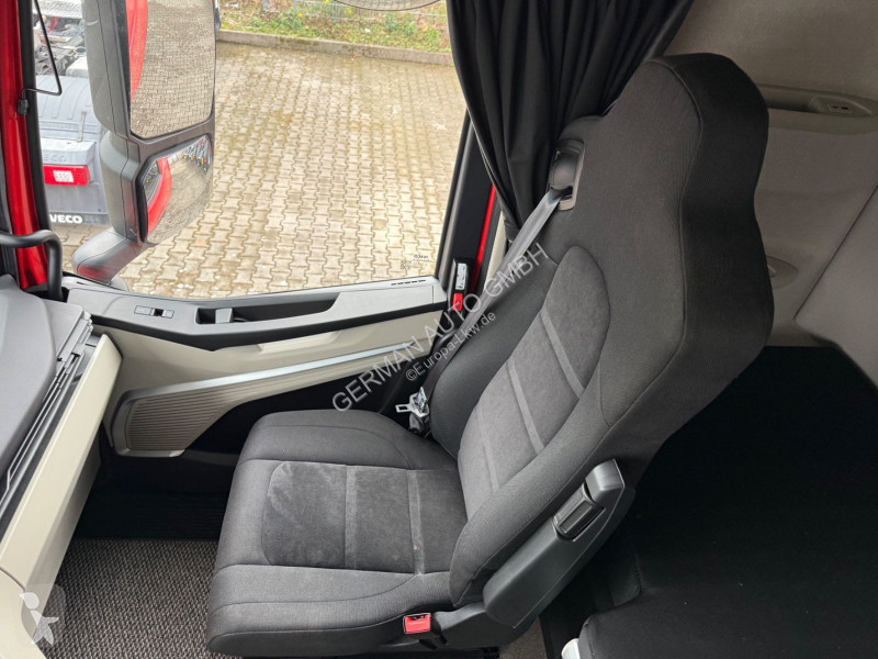 Тягач Iveco STRALIS S-WAY AS440S58T/FP Intarder...