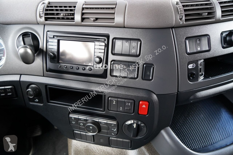 Тягач DAF CF 340
