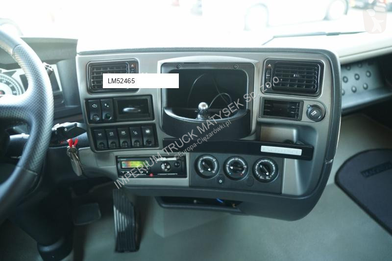Тягач Renault MAGNUM 520