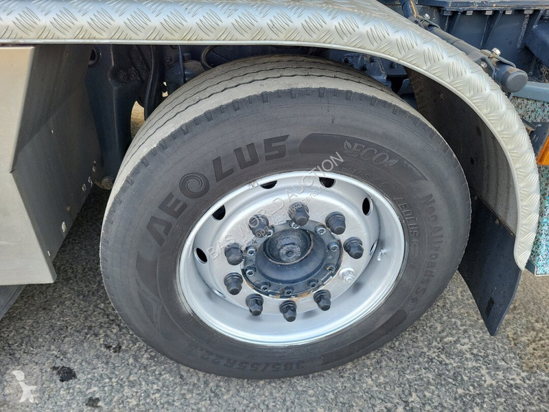 Traktor Scania 480