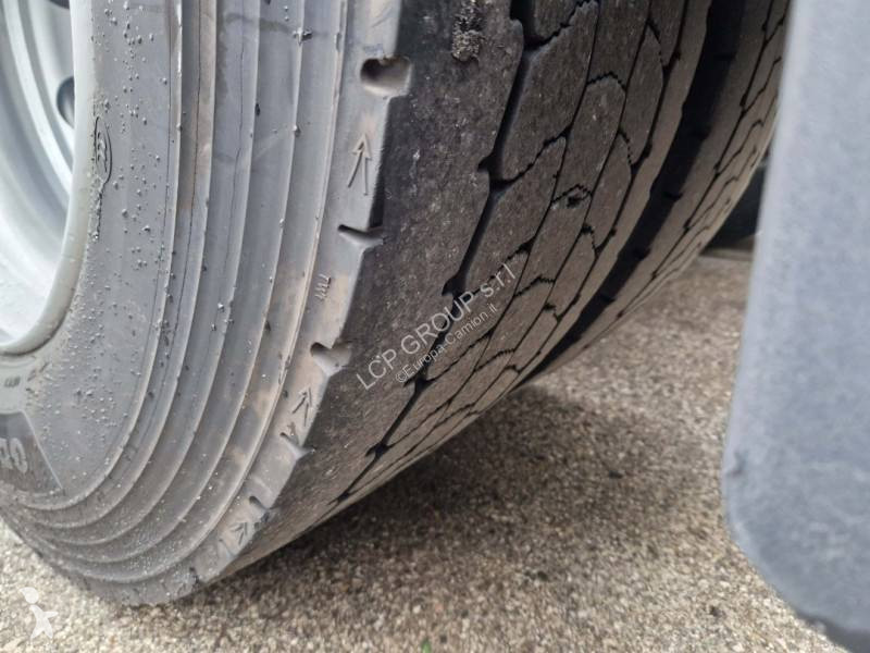 Iveco 530 tractor unit